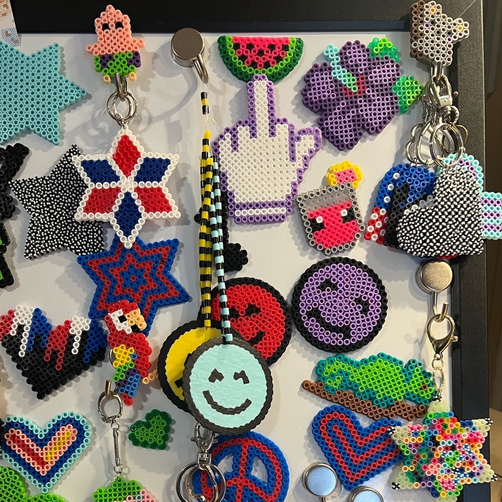 Keychain/Magnets - Picture 2 of 5
